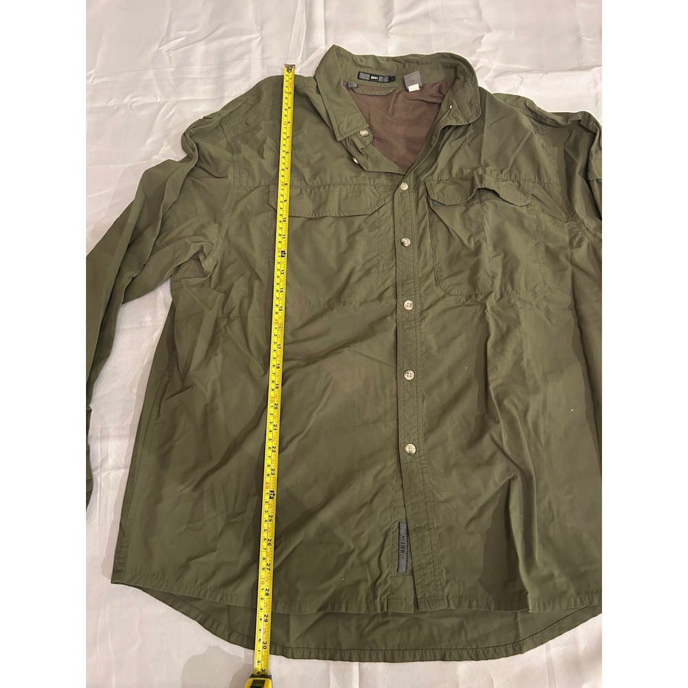 REI Hiking Shirt Mens Large Green Long Sleeve UPF 40 Vented Button Down Outdoor - Picture 3 of 7